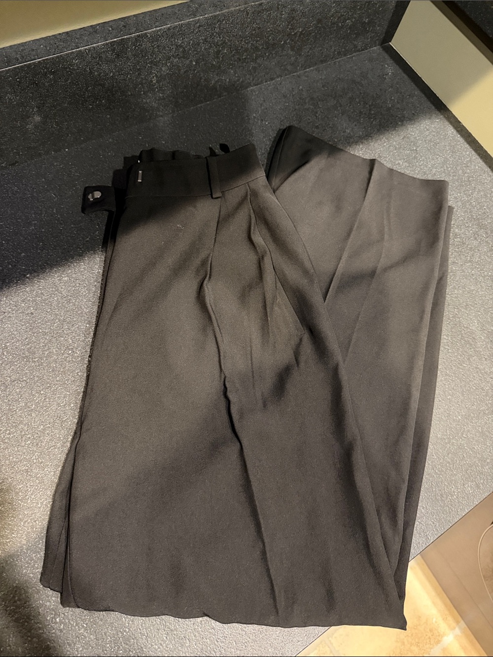 RE ONA trouser size small